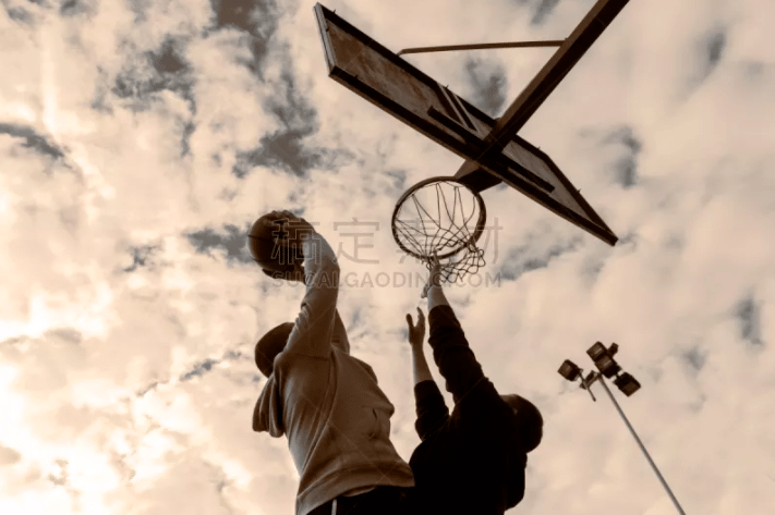 和平精英新人选手表现盘点