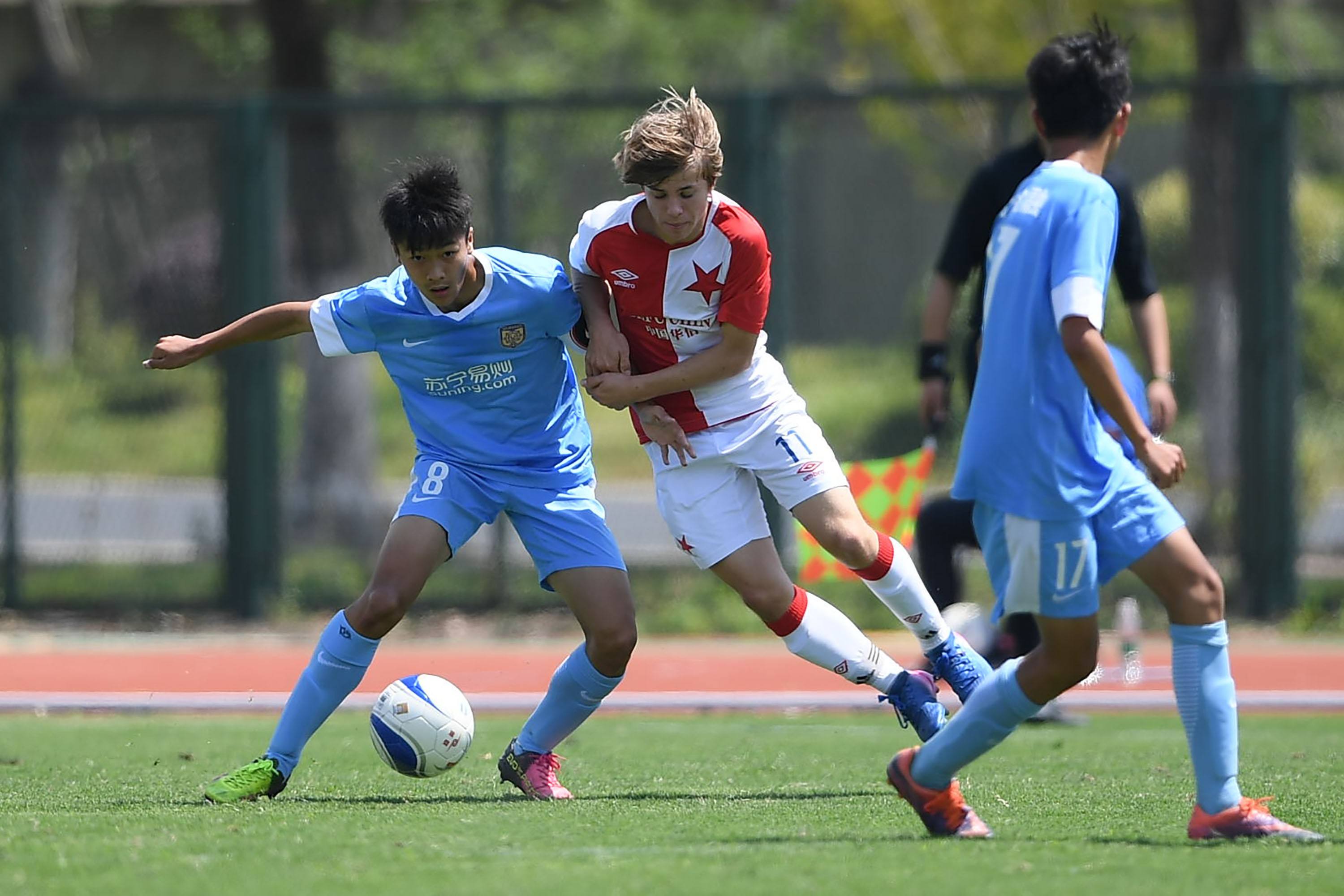 相赫夺得男 相赫夺得男